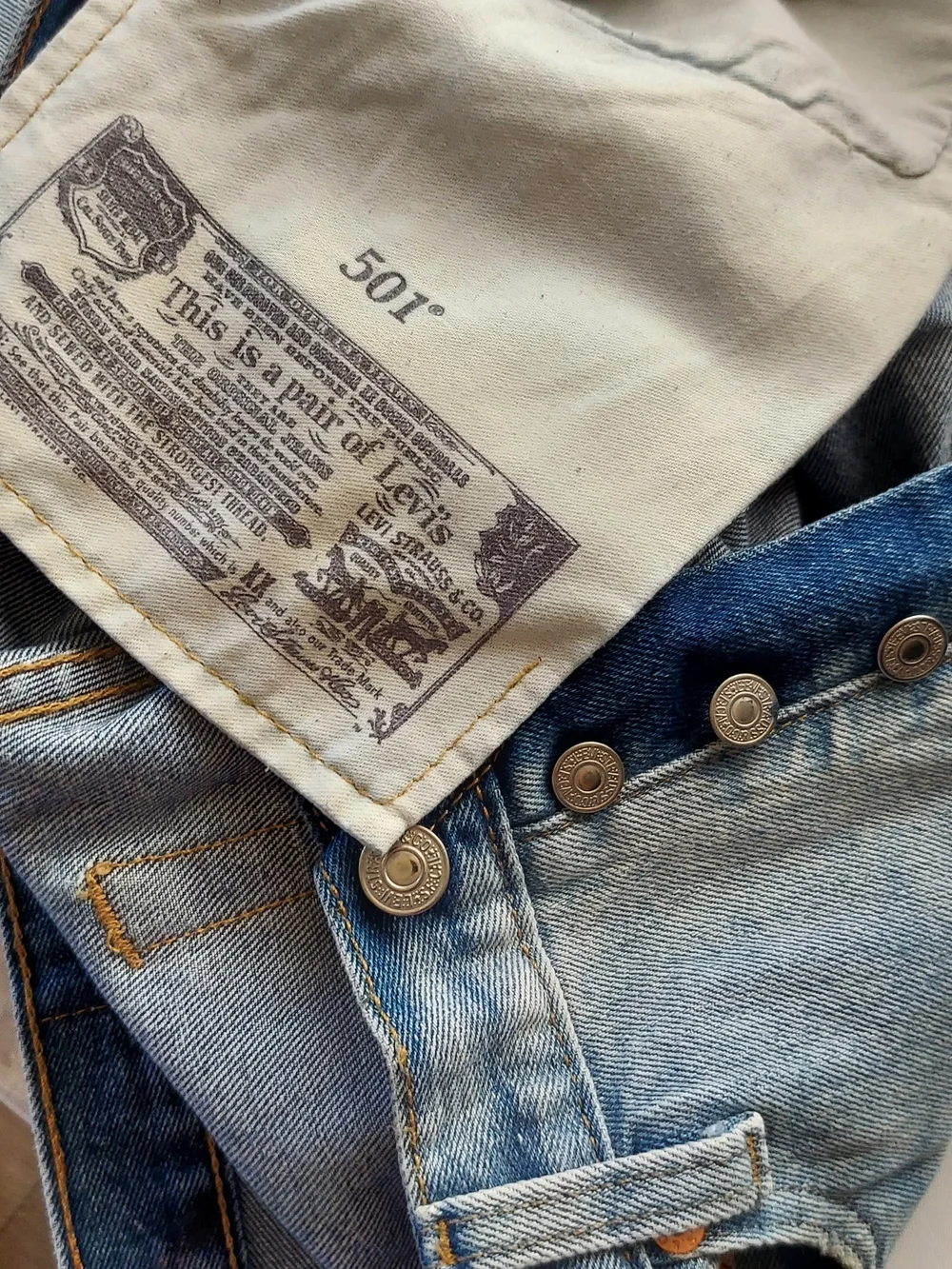 Levi's 501 Light Blue Denim Jeans